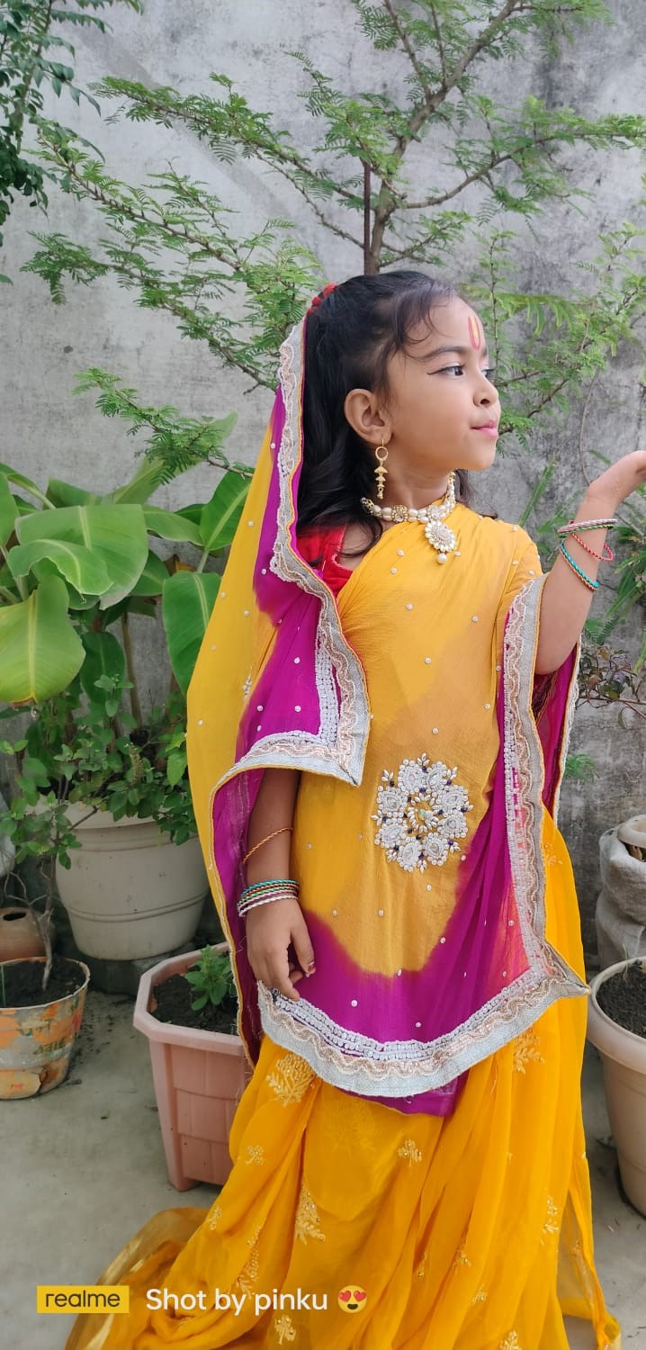 राधा रानी,अदिति सोनी 